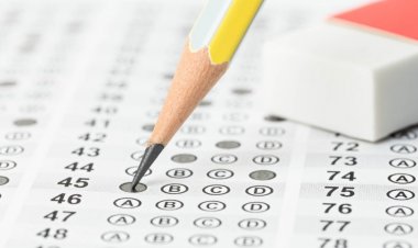 അസിസ്റ്റന്‍റ് ഇൻഫർമേഷൻ ഓഫീസർ പരീക്ഷയിൽ ക്രമക്കേടെന്ന് ആക്ഷേപം