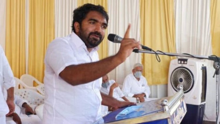 തിരഞ്ഞെടുപ്പ് മുന്നൊരുക്കങ്ങൾ വിലയിരുത്താൻ ചാണ്ടി ഉമ്മൻ ചേർപ്പിലെത്തി