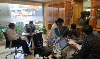 കോവിഡ് വാക്‌സിന്‍ വീടുകളില്‍ നല്‍കുന്നുവെന്ന തരത്തിലുള്ള പ്രചരണം ശരിയല്ലെന്ന് ആസ്റ്റര്‍ മെഡ്‌സിറ്റി